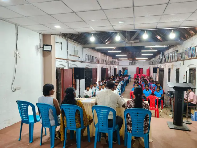 Students and guests at the Mangrove Day programme